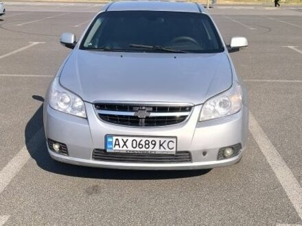 Шевроле Епіка 2010 у Харкові на Automoto.ua Сірий Шевроле Епіка, об'ємом двигуна 2 л та пробігом 256 тис. км за 4719 $, фото 1 на Automoto.ua