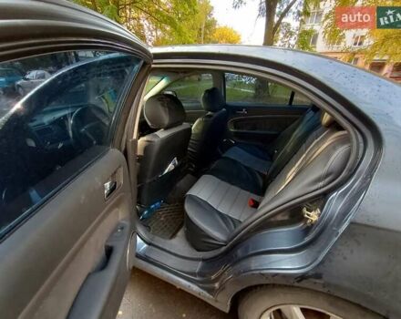 Синий Шевроле Эпика, объемом двигателя 2 л и пробегом 199 тыс. км за 6250 $, фото 7 на Automoto.ua