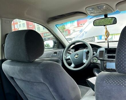 Синій Шевроле Епіка, об'ємом двигуна 2 л та пробігом 236 тис. км за 5300 $, фото 4 на Automoto.ua