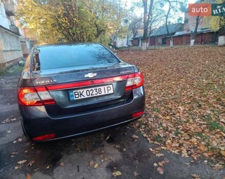 Синий Шевроле Эпика, объемом двигателя 1.99 л и пробегом 352 тыс. км за 4500 $, фото 15 на Automoto.ua