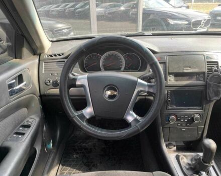 Зелений Шевроле Епіка, об'ємом двигуна 2 л та пробігом 312 тис. км за 5290 $, фото 13 на Automoto.ua