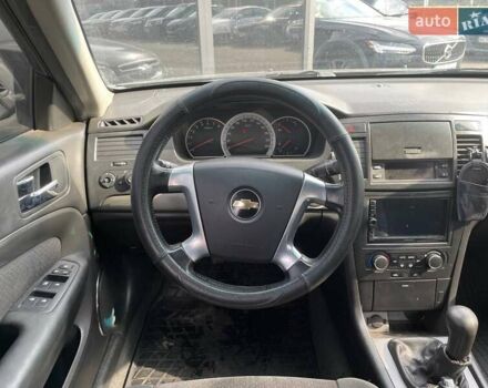 Зелений Шевроле Епіка, об'ємом двигуна 2 л та пробігом 312 тис. км за 5290 $, фото 13 на Automoto.ua