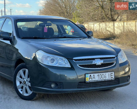 Зеленый Шевроле Эпика, объемом двигателя 2 л и пробегом 283 тыс. км за 4450 $, фото 1 на Automoto.ua