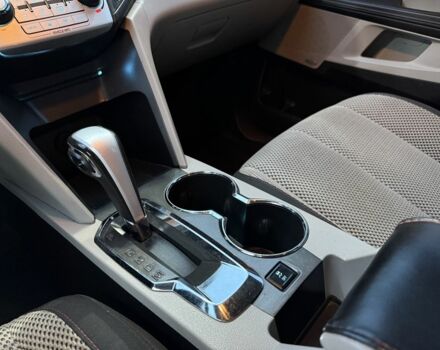 Белый Шевроле Эквинокс, объемом двигателя 3 л и пробегом 270 тыс. км за 7500 $, фото 17 на Automoto.ua