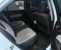 Белый Шевроле Эквинокс, объемом двигателя 3 л и пробегом 270 тыс. км за 7500 $, фото 14 на Automoto.ua