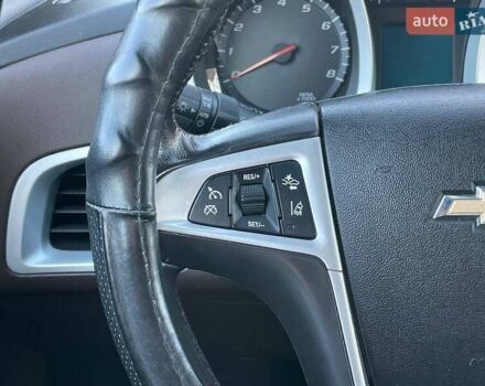 Білий Шевроле Еквінокс, об'ємом двигуна 2.99 л та пробігом 150 тис. км за 10490 $, фото 16 на Automoto.ua