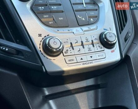 Білий Шевроле Еквінокс, об'ємом двигуна 2.99 л та пробігом 150 тис. км за 10490 $, фото 24 на Automoto.ua