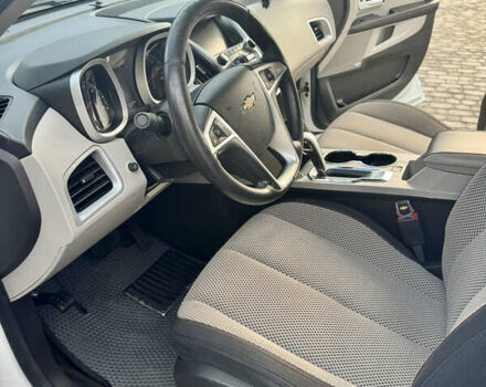 Белый Шевроле Эквинокс, объемом двигателя 2.38 л и пробегом 212 тыс. км за 9700 $, фото 12 на Automoto.ua