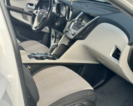 Белый Шевроле Эквинокс, объемом двигателя 2.38 л и пробегом 212 тыс. км за 9700 $, фото 10 на Automoto.ua