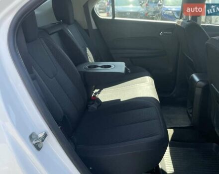 Білий Шевроле Еквінокс, об'ємом двигуна 2.38 л та пробігом 186 тис. км за 9900 $, фото 15 на Automoto.ua