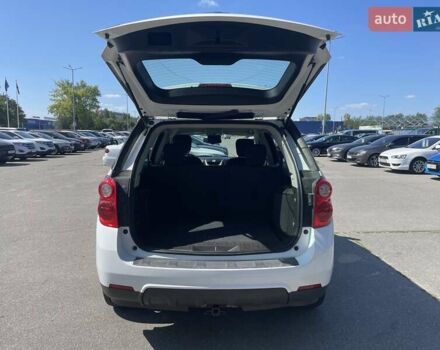 Білий Шевроле Еквінокс, об'ємом двигуна 2.38 л та пробігом 186 тис. км за 9900 $, фото 13 на Automoto.ua