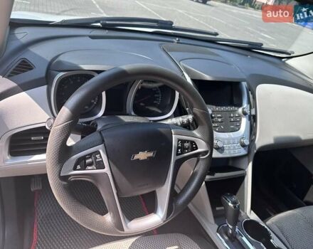 Білий Шевроле Еквінокс, об'ємом двигуна 2.38 л та пробігом 212 тис. км за 11900 $, фото 9 на Automoto.ua