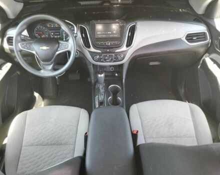 Белый Шевроле Эквинокс, объемом двигателя 1.5 л и пробегом 169 тыс. км за 1900 $, фото 7 на Automoto.ua