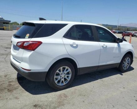 Белый Шевроле Эквинокс, объемом двигателя 1.5 л и пробегом 169 тыс. км за 1900 $, фото 2 на Automoto.ua