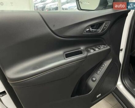 Білий Шевроле Еквінокс, об'ємом двигуна 2 л та пробігом 123 тис. км за 18990 $, фото 21 на Automoto.ua