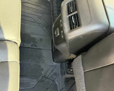 Белый Шевроле Эквинокс, объемом двигателя 2 л и пробегом 125 тыс. км за 20000 $, фото 5 на Automoto.ua