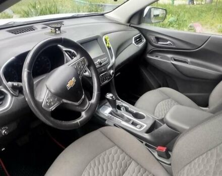 Білий Шевроле Еквінокс, об'ємом двигуна 1.5 л та пробігом 95 тис. км за 16700 $, фото 4 на Automoto.ua