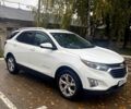 Белый Шевроле Эквинокс, объемом двигателя 2 л и пробегом 230 тыс. км за 15000 $, фото 2 на Automoto.ua