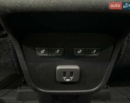 Білий Шевроле Еквінокс, об'ємом двигуна 2 л та пробігом 123 тис. км за 18990 $, фото 47 на Automoto.ua