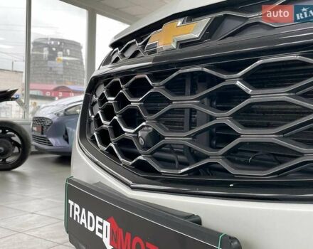 Білий Шевроле Еквінокс, об'ємом двигуна 2 л та пробігом 123 тис. км за 18990 $, фото 17 на Automoto.ua