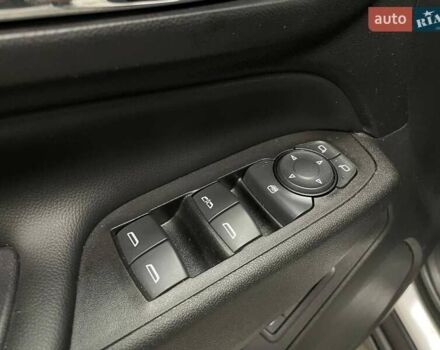 Білий Шевроле Еквінокс, об'ємом двигуна 2 л та пробігом 123 тис. км за 18990 $, фото 23 на Automoto.ua