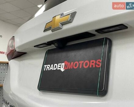 Білий Шевроле Еквінокс, об'ємом двигуна 2 л та пробігом 123 тис. км за 18990 $, фото 18 на Automoto.ua