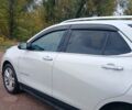 Белый Шевроле Эквинокс, объемом двигателя 2 л и пробегом 96 тыс. км за 18500 $, фото 5 на Automoto.ua
