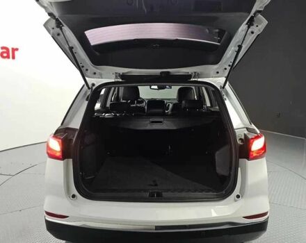 Білий Шевроле Еквінокс, об'ємом двигуна 1.6 л та пробігом 57 тис. км за 13000 $, фото 12 на Automoto.ua