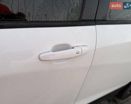 Білий Шевроле Еквінокс, об'ємом двигуна 1.5 л та пробігом 228 тис. км за 9900 $, фото 10 на Automoto.ua