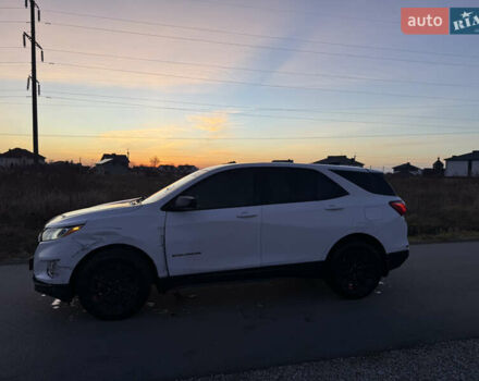 Білий Шевроле Еквінокс, об'ємом двигуна 1.5 л та пробігом 228 тис. км за 9900 $, фото 1 на Automoto.ua