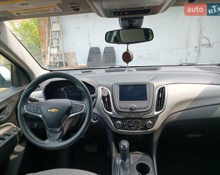 Белый Шевроле Эквинокс, объемом двигателя 1.49 л и пробегом 96 тыс. км за 14500 $, фото 10 на Automoto.ua