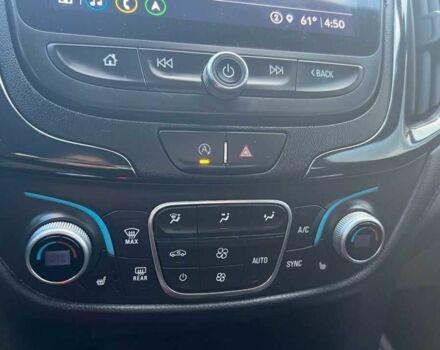 Белый Шевроле Эквинокс, объемом двигателя 1.5 л и пробегом 49 тыс. км за 8000 $, фото 17 на Automoto.ua