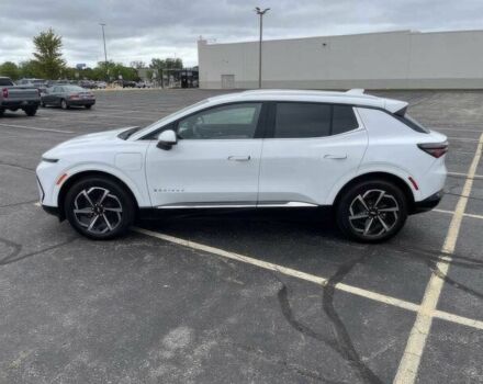 Белый Шевроле Эквинокс, объемом двигателя 0 л и пробегом 8 тыс. км за 23000 $, фото 4 на Automoto.ua