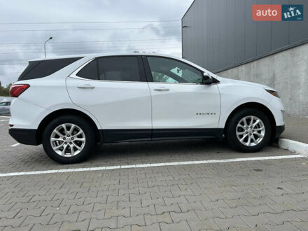 Шевроле Эквинокс 2018 в Киеве на Automoto.ua Белый Шевроле Эквинокс, объемом двигателя 1.5 л и пробегом 125 тыс. км за 12900 $, фото 1 на Automoto.ua