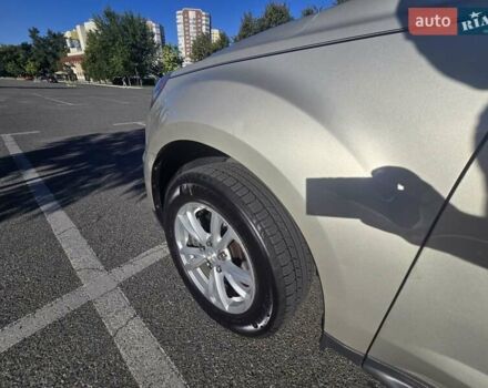 Бежевий Шевроле Еквінокс, об'ємом двигуна 2.38 л та пробігом 120 тис. км за 14500 $, фото 4 на Automoto.ua