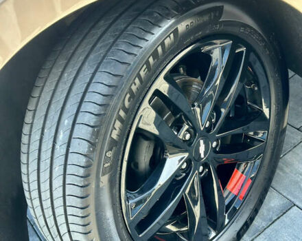 Бежевый Шевроле Эквинокс, объемом двигателя 1.6 л и пробегом 229 тыс. км за 17100 $, фото 2 на Automoto.ua