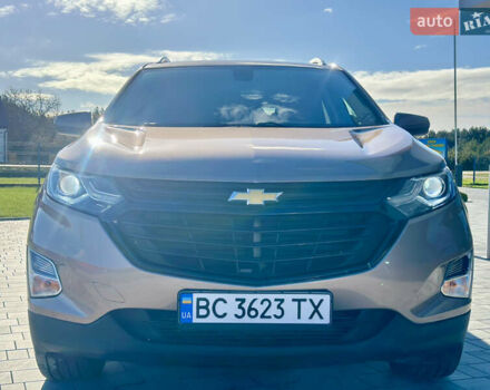 Бежевый Шевроле Эквинокс, объемом двигателя 1.6 л и пробегом 229 тыс. км за 17100 $, фото 1 на Automoto.ua