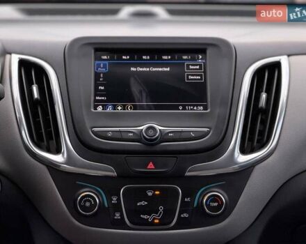 Бежевий Шевроле Еквінокс, об'ємом двигуна 1.5 л та пробігом 134 тис. км за 14300 $, фото 45 на Automoto.ua