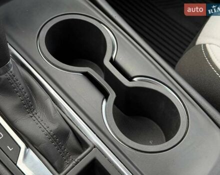 Бежевий Шевроле Еквінокс, об'ємом двигуна 1.5 л та пробігом 134 тис. км за 14300 $, фото 58 на Automoto.ua