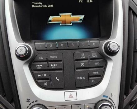 Черный Шевроле Эквинокс, объемом двигателя 2.38 л и пробегом 96 тыс. км за 11700 $, фото 7 на Automoto.ua