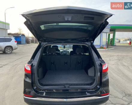 Черный Шевроле Эквинокс, объемом двигателя 1.5 л и пробегом 100 тыс. км за 11800 $, фото 10 на Automoto.ua