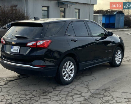 Черный Шевроле Эквинокс, объемом двигателя 1.5 л и пробегом 100 тыс. км за 11800 $, фото 4 на Automoto.ua