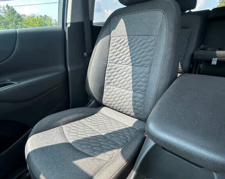 Красный Шевроле Эквинокс, объемом двигателя 1.5 л и пробегом 120 тыс. км за 3000 $, фото 36 на Automoto.ua