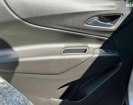 Шевроле Эквинокс, объемом двигателя 1.5 л и пробегом 105 тыс. км за 16100 $, фото 14 на Automoto.ua