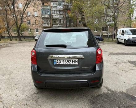 Серый Шевроле Эквинокс, объемом двигателя 2.38 л и пробегом 343 тыс. км за 7500 $, фото 4 на Automoto.ua