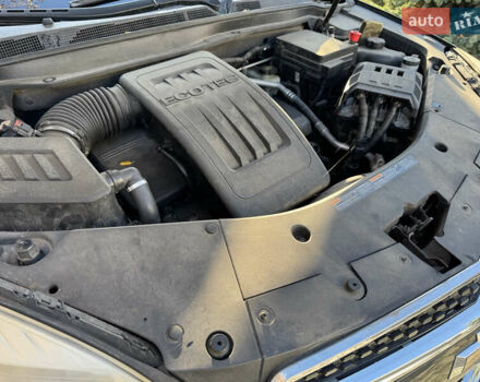 Серый Шевроле Эквинокс, объемом двигателя 2.38 л и пробегом 155 тыс. км за 9700 $, фото 24 на Automoto.ua