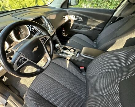 Серый Шевроле Эквинокс, объемом двигателя 2.4 л и пробегом 186 тыс. км за 10500 $, фото 4 на Automoto.ua