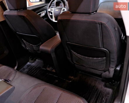 Серый Шевроле Эквинокс, объемом двигателя 2.38 л и пробегом 152 тыс. км за 8900 $, фото 35 на Automoto.ua