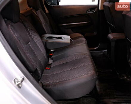 Серый Шевроле Эквинокс, объемом двигателя 2.38 л и пробегом 152 тыс. км за 8900 $, фото 34 на Automoto.ua