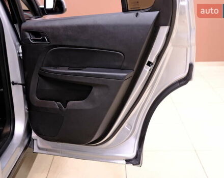 Серый Шевроле Эквинокс, объемом двигателя 2.38 л и пробегом 152 тыс. км за 8900 $, фото 33 на Automoto.ua